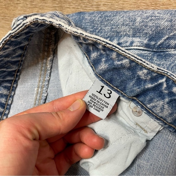Almost Famous Womens Jeans Size 13 Straight Distressed Acid Wash Juniors Blue - Picture 4 of 16